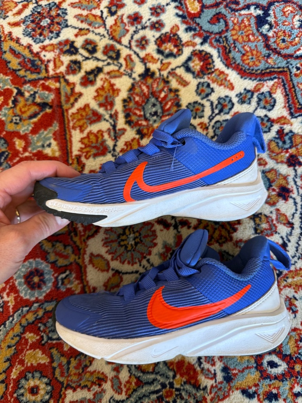 Nike toddler boys star runners in size 11 C